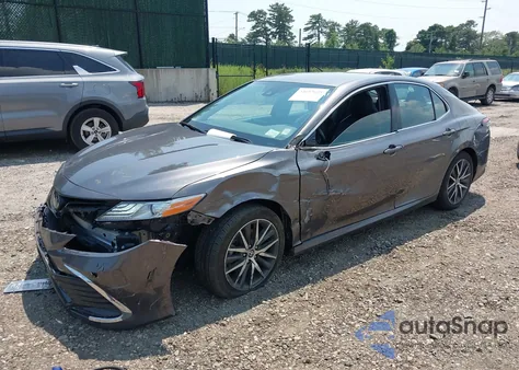 2022 Toyota Camry Xle Awd z USA, uszkodzony, nr VIN 4T1F11BK3NU061401